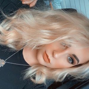 Meet your Posher, Natalie